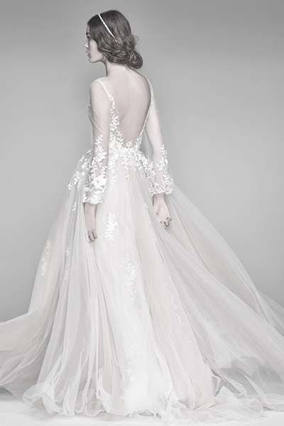 Saros wedding dress clearance