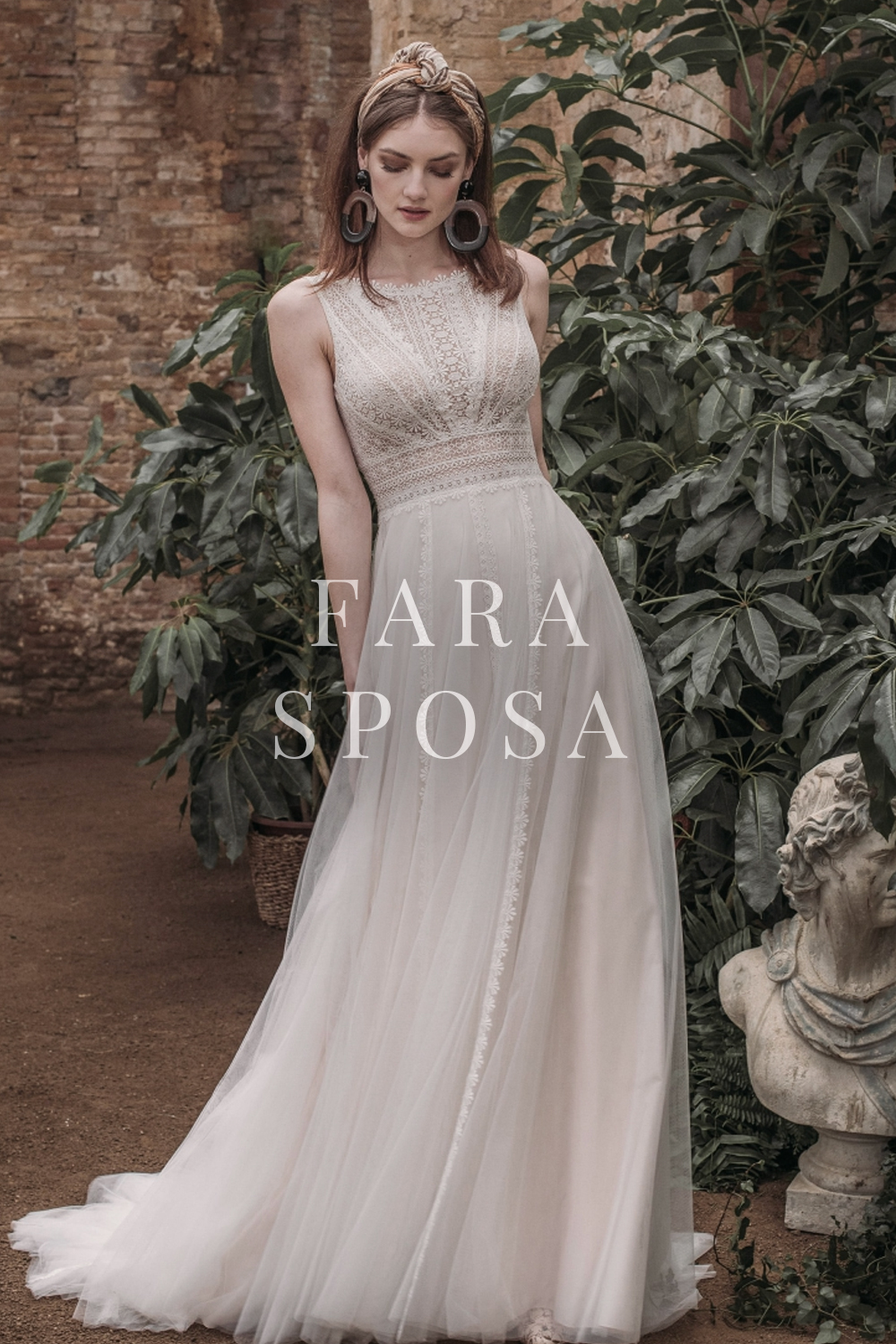 Boho-Brautkleider von Fara Sposa