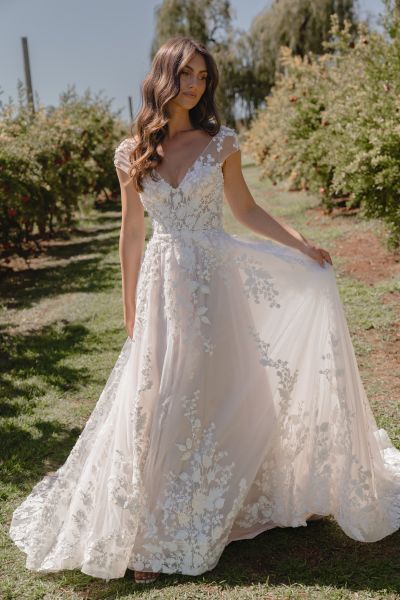 Madi Lane Brautkleid Sarah