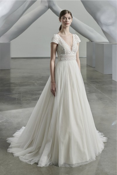 Fara Sposa Brautkleid Opera